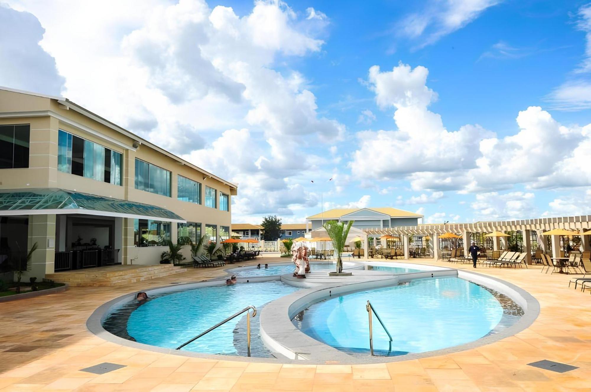 L'acqua Diroma 1 2 3 4 5 L Aparthotel